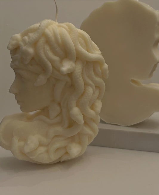 Medusa Candle - Scent Black Sea